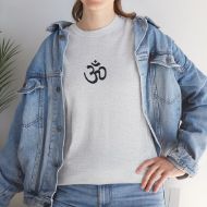 Sacred Om Symbol Yoga & Meditation Tee - Ash - lifestyle